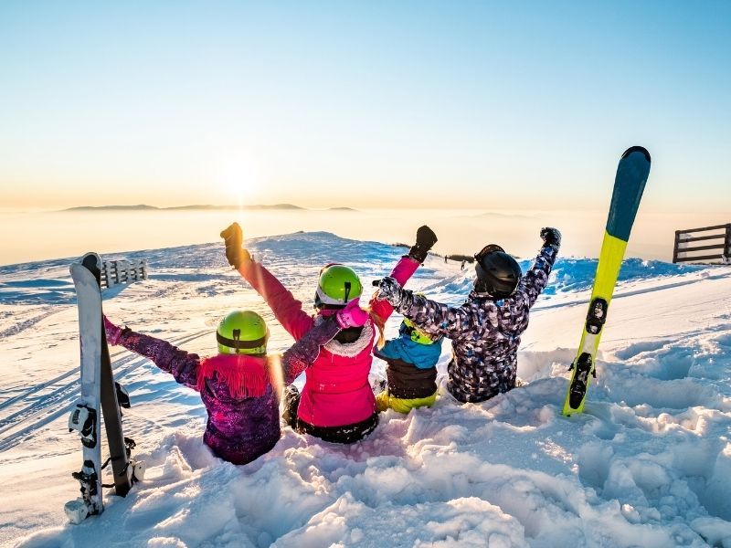 Work and Ski Australia: Your Guide To Ski Season Jobs in Australia