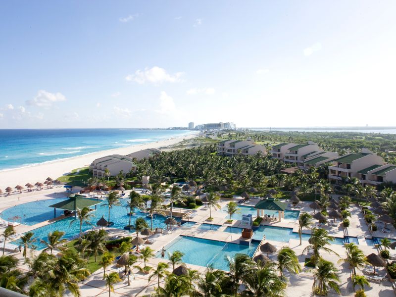 Are All-Inclusive Resorts Worth It? Pros, Cons and Tips for a great holiday